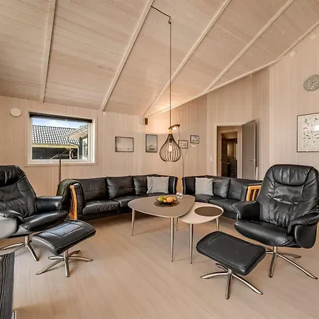 Elina - 600m From The Sea By Interhome بيت للعطل