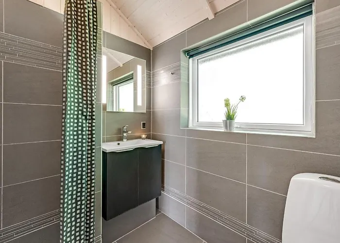 Elina - 600m From The Sea By Interhome